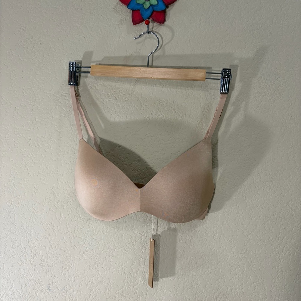 NWT Skims Wireless Form T-Shirt Demi Bra Clay 32D Sexy Casual Comfy